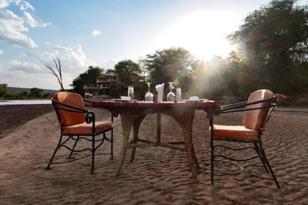 Samburu Elephant Lodge Isiolo Zewnętrze zdjęcie