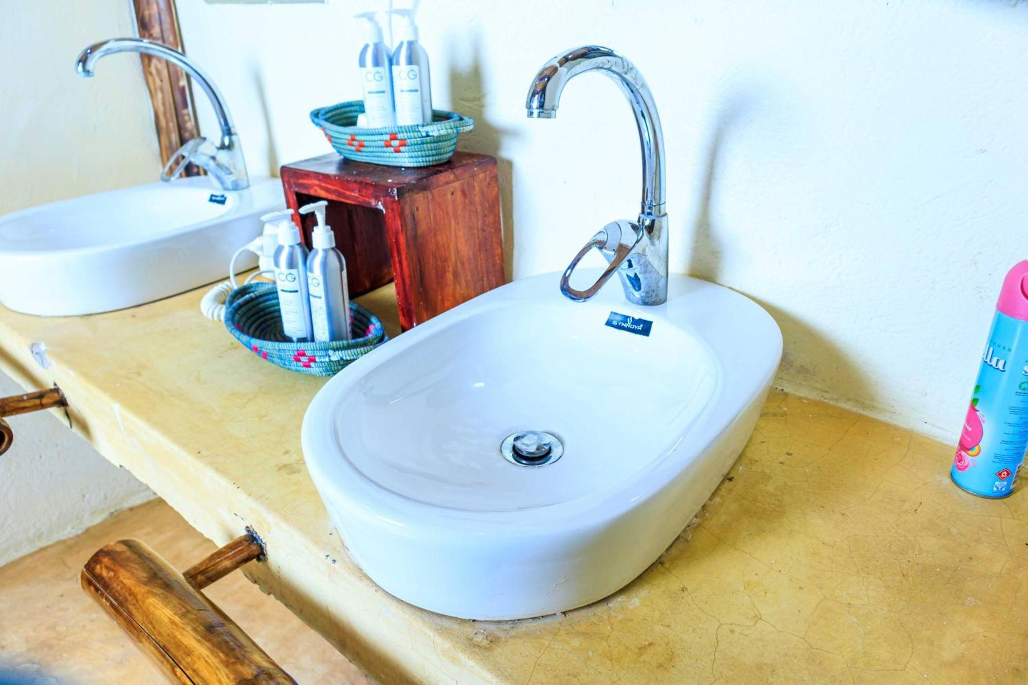 Samburu Elephant Lodge Isiolo Zewnętrze zdjęcie